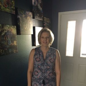 Meet your Posher, Suzanne